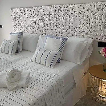 White House Ibiza 4* Santa Eularia des Riu